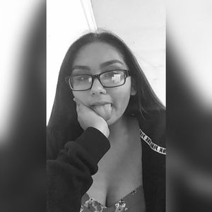 Meet your Posher, Esperanza